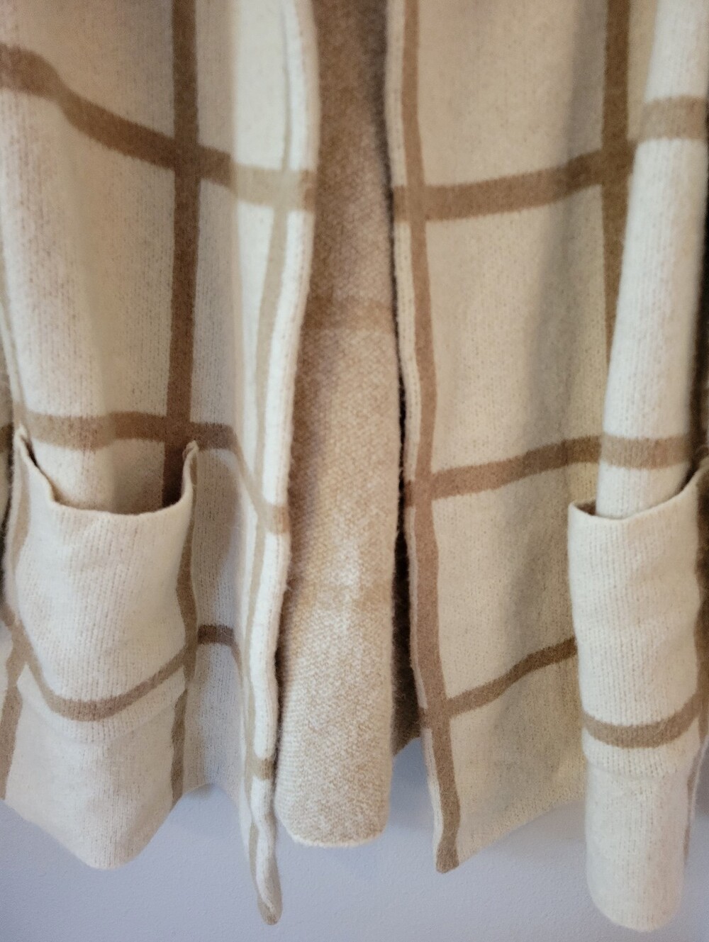Thread & Supply Cream and Tan Open Front Plaid Cardigan Sweater - LARGE - Picture 2 of 4